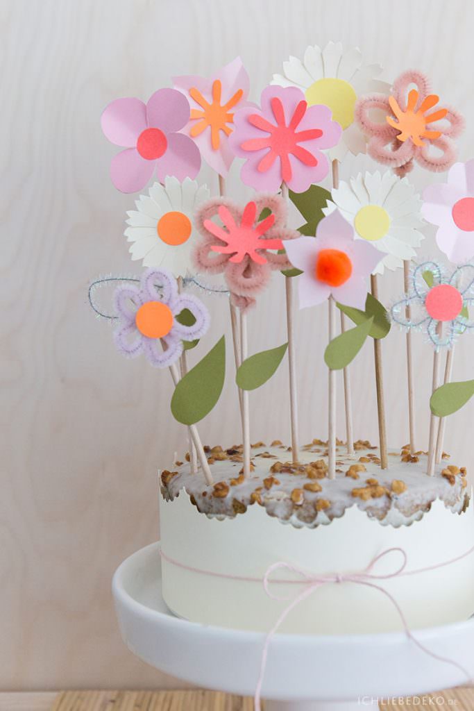 diy-papierblumen-caketopper-details