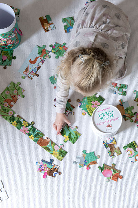 grosses-puzzle-von-crocodile-geek-als-ostergeschenk-fuer-kinder