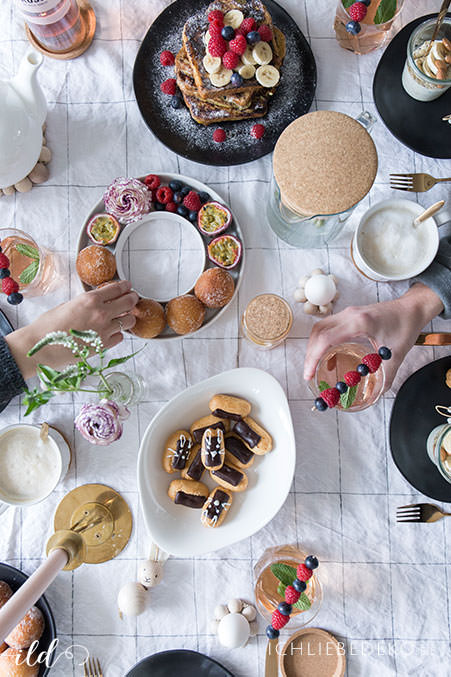 hyggeliger-osterbrunch-mit-freunden