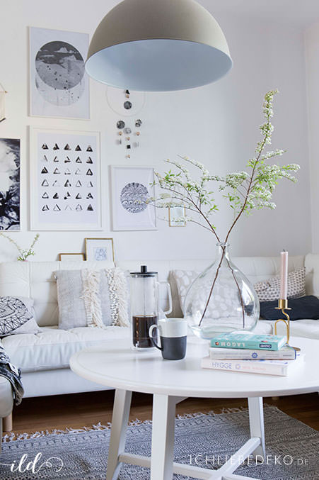 hyggeliges-wohnzimmer-im-nordic-stil