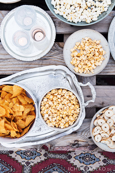 popkorn-und-snacks-fuer-das-open-air-kinojpg