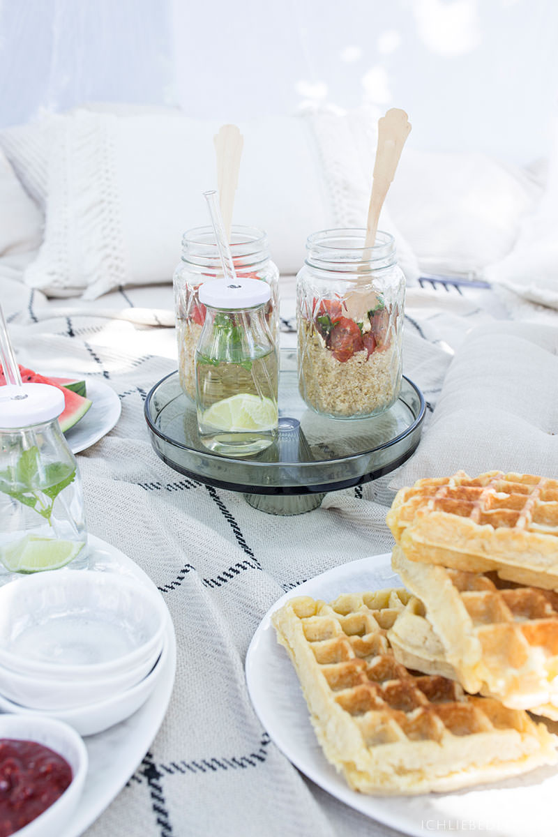 Das beste Essen zum Picknick im Garten