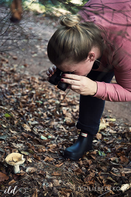 spaß-mit-kindern-beim-herbstspaziergang