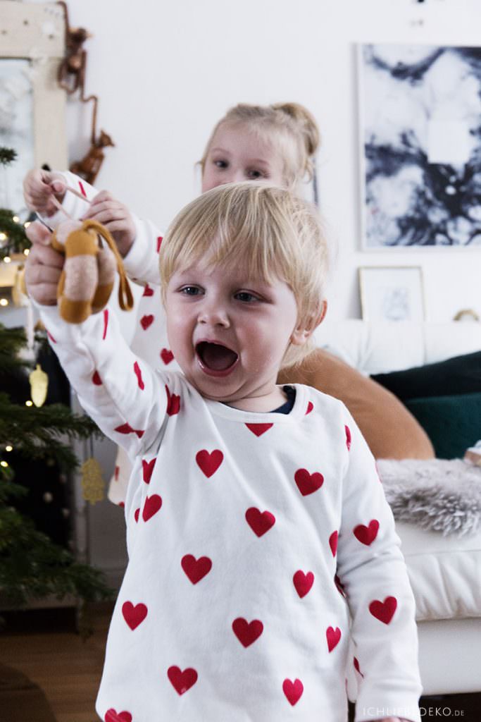 Weihnachten im Schlafanzug von Petit Bateau